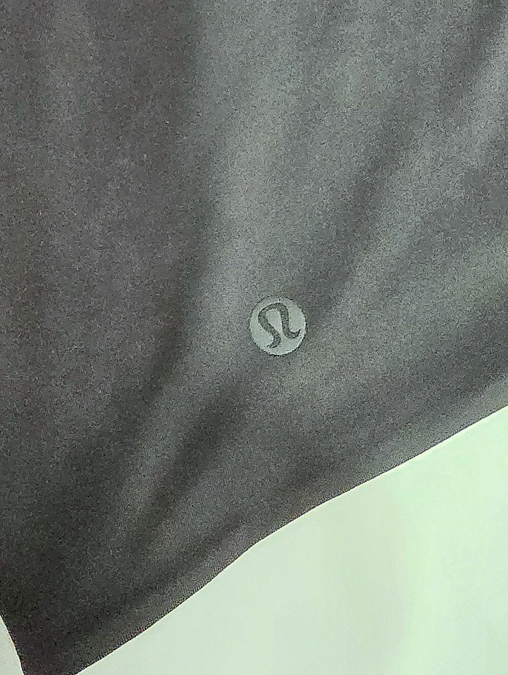 Lululemon Wundermost Nulu Cropped Tee